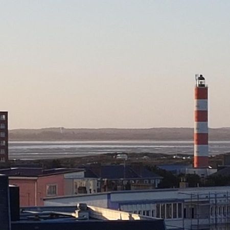 Berck: Front De Mer Avec Vue Sur La Plage Luaran gambar